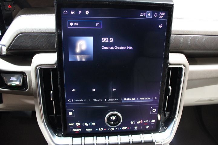 New 2026 GMC Yukon XL Denali w/ Denali Reserve Package AWD/4WD image 51