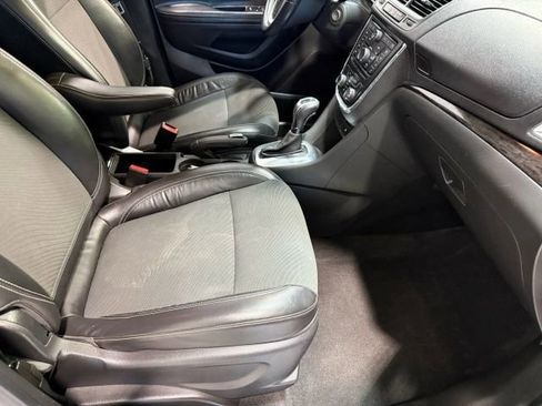 Used 2014 Buick Encore FWD image 28