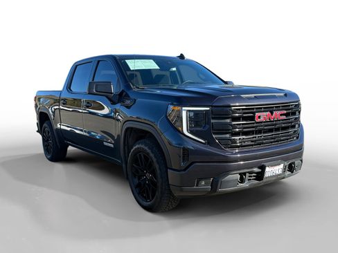 Used 2023 GMC Sierra 1500 Elevation w/ X31 Off-Road Package image 7