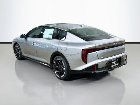 New 2025 Kia K4 GT-Line image 5
