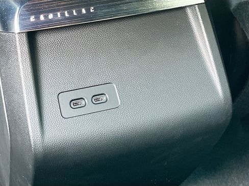 Used 2025 Cadillac Lyriq Sport RWD image 27