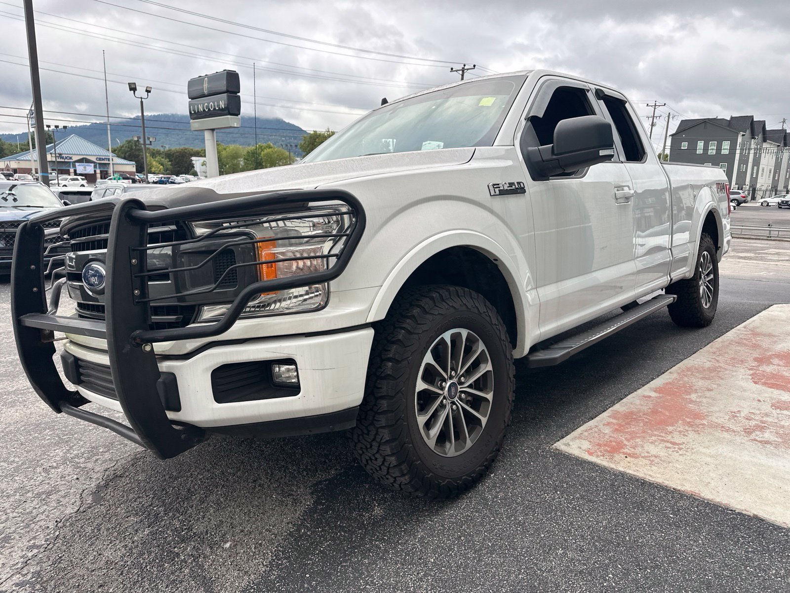 Used 2020 Ford F150 XLT w/ Equipment Group 302A Luxury AWD/4WD image 1