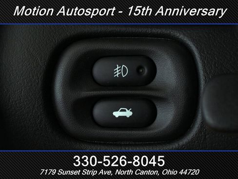 Used 2004 Chevrolet Corvette Convertible w/ Preferred Equipment Group RWD image 22