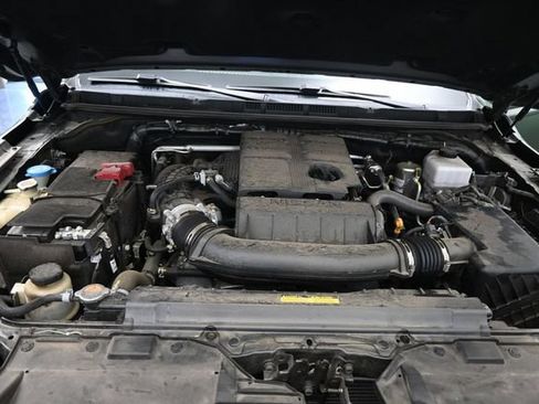 Used 2024 Nissan Frontier PRO-4X w/ Technology Package AWD/4WD image 40