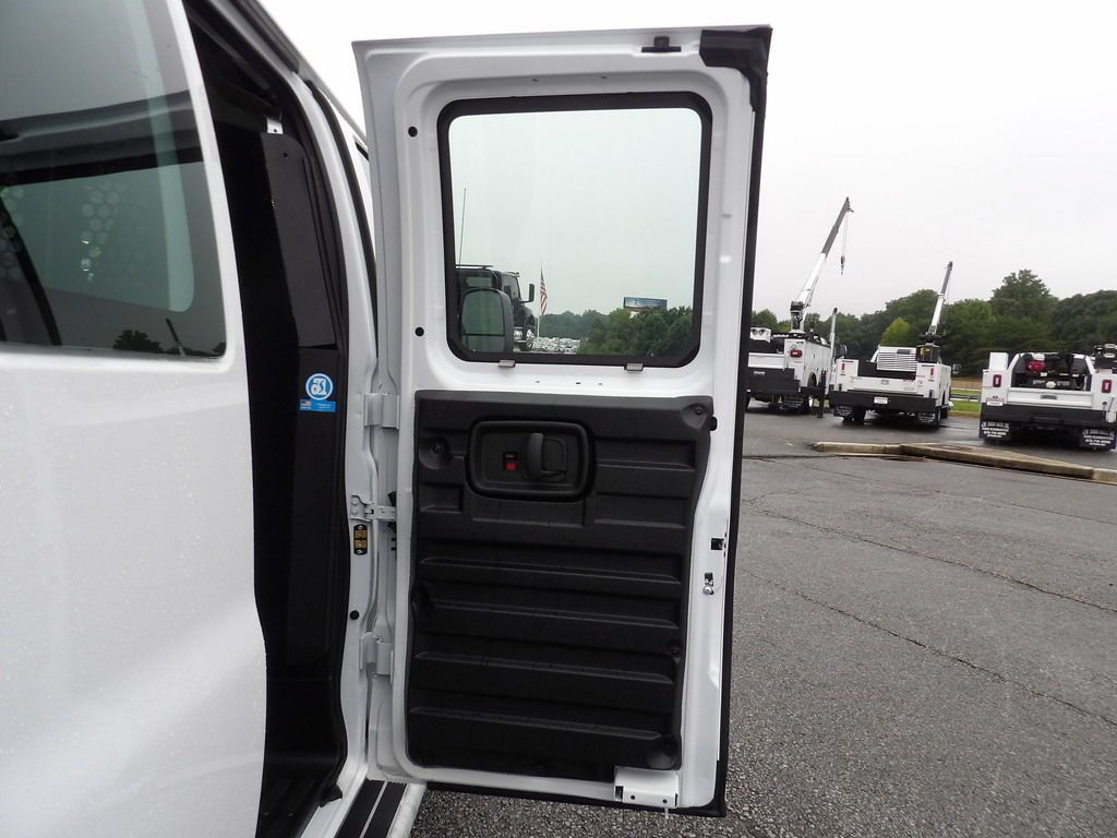Used 2025 GMC Savana 2500 w/ Driver Convenience Package RWD image 30