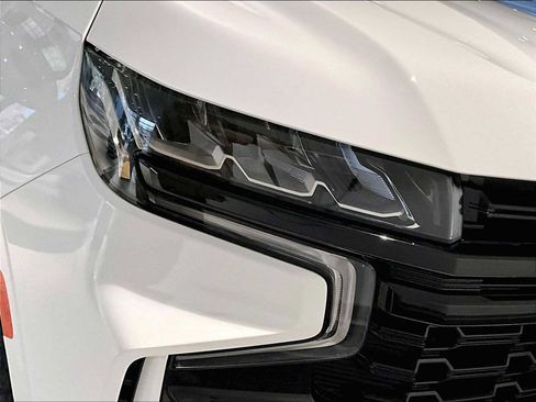 Used 2024 Chevrolet Suburban Z71 image 15