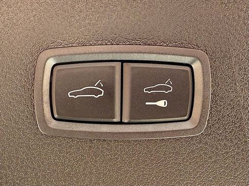 New 2025 Porsche Macan S image 27