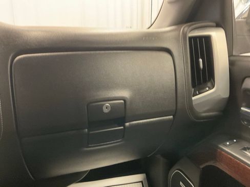 Used 2015 GMC Sierra 1500 SLT w/ SLT Crew Cab Value Package AWD/4WD image 28