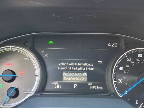 Used 2024 Toyota Venza XLE AWD/4WD image 16