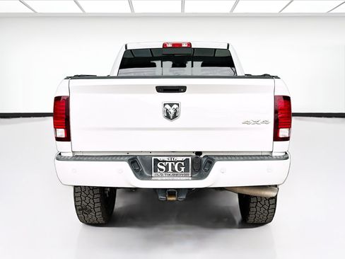 Used 2018 RAM 2500 Laramie w/ Sport Appearance Group AWD/4WD image 5