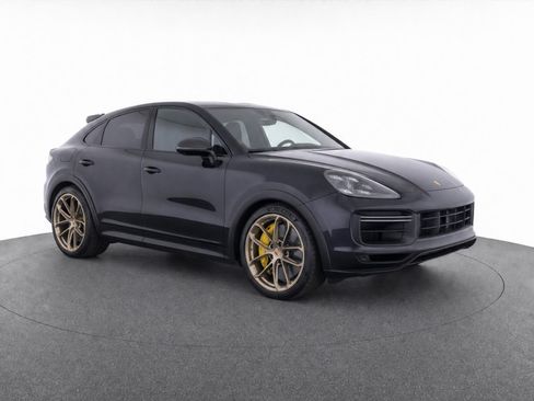 Certified 2022 Porsche Cayenne Turbo GT AWD/4WD image 2