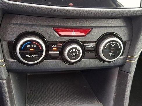 Used 2021 Subaru Crosstrek 2.5i Sport w/ Moonroof Package image 16