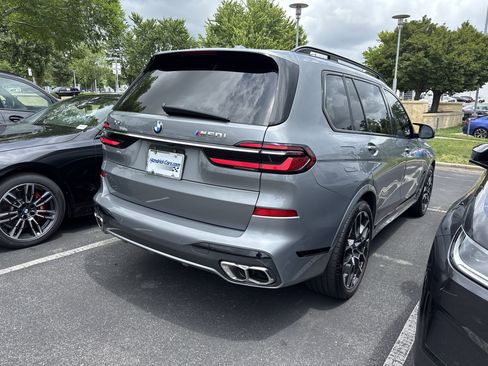 Certified 2024 BMW X7 M60i AWD/4WD image 24