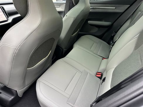 New 2026 Volvo EX30 Ultra image 11