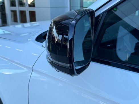 New 2026 Jeep Grand Cherokee L Limited w/ Luxury Tech Group II AWD/4WD image 30