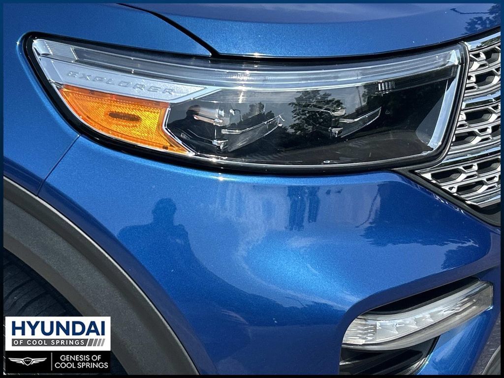 Used 2022 Ford Explorer Limited w/ Equipment Group 301A RWD image 10