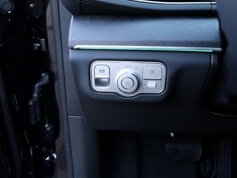 Certified 2026 Mercedes-Benz GLE 350 4MATIC image 37