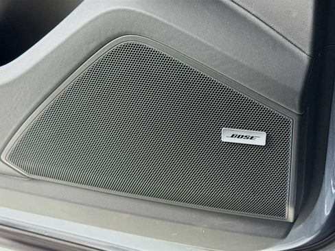 New 2026 Porsche Cayenne Coupe AWD/4WD image 12