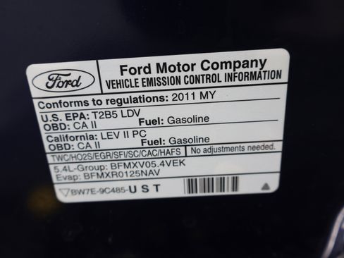 Used 2011 Ford Mustang Shelby GT500 w/ SVT Performance Pkg RWD image 22
