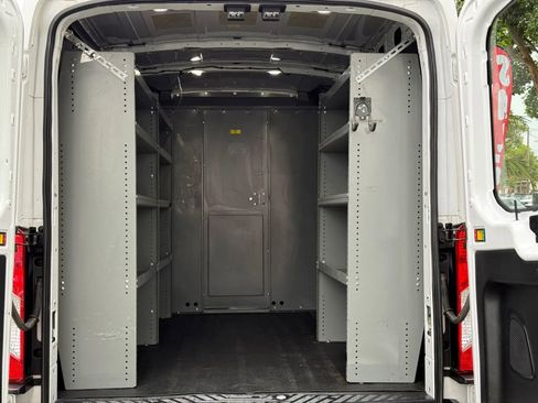 Used 2019 Ford Transit 250 130 Medium Roof RWD image 10