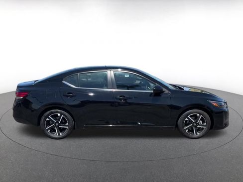Used 2025 Nissan Sentra SV FWD image 16