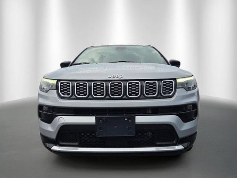 Certified 2025 Jeep Compass Limited w/ Elite Group AWD/4WD image 2