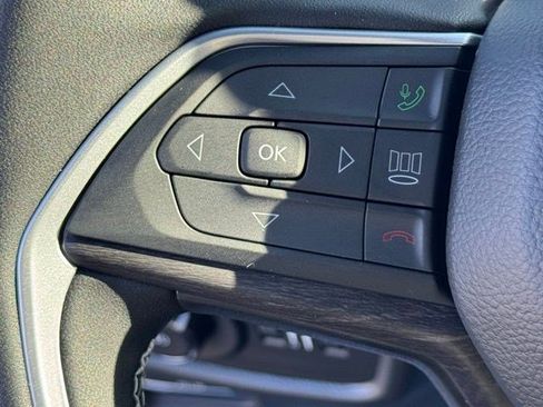 New 2025 Jeep Grand Cherokee Limited w/ Trailer Tow Package image 15