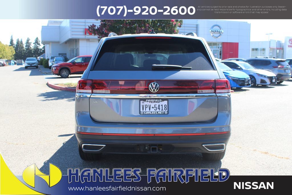 Used 2025 Volkswagen Atlas SE FWD image 8