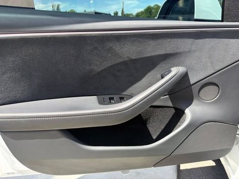 Used 2025 Tesla Model 3 Long Range AWD/4WD image 20
