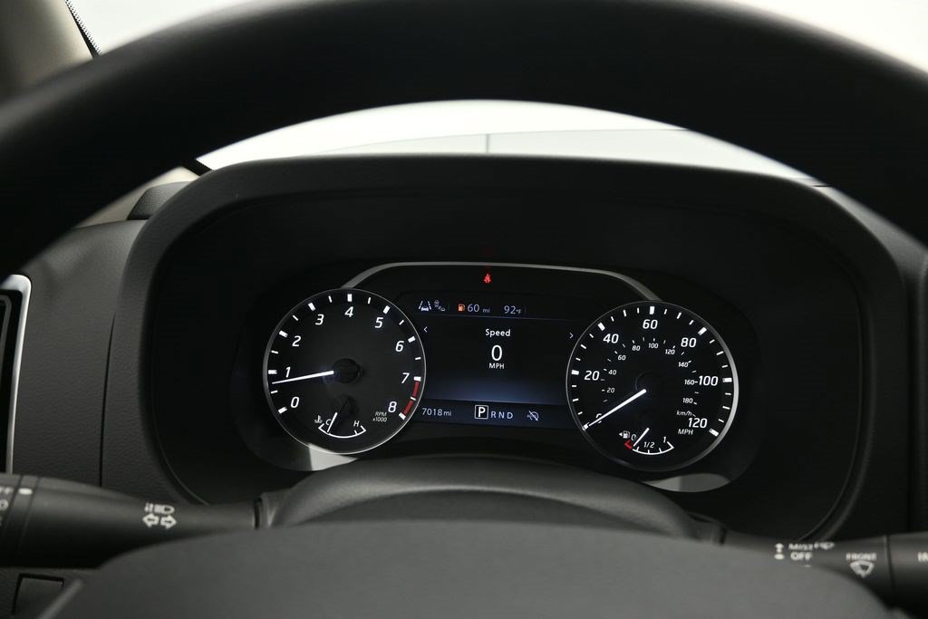 Used 2025 Nissan Frontier SV RWD image 23