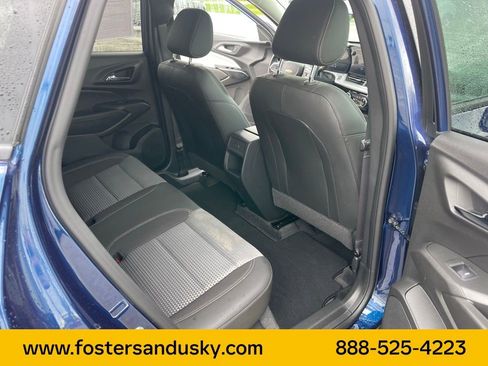Used 2024 Chevrolet Trax LT w/ Driver Confidence Package image 17