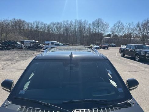 Used 2023 Lincoln Navigator L Reserve image 8