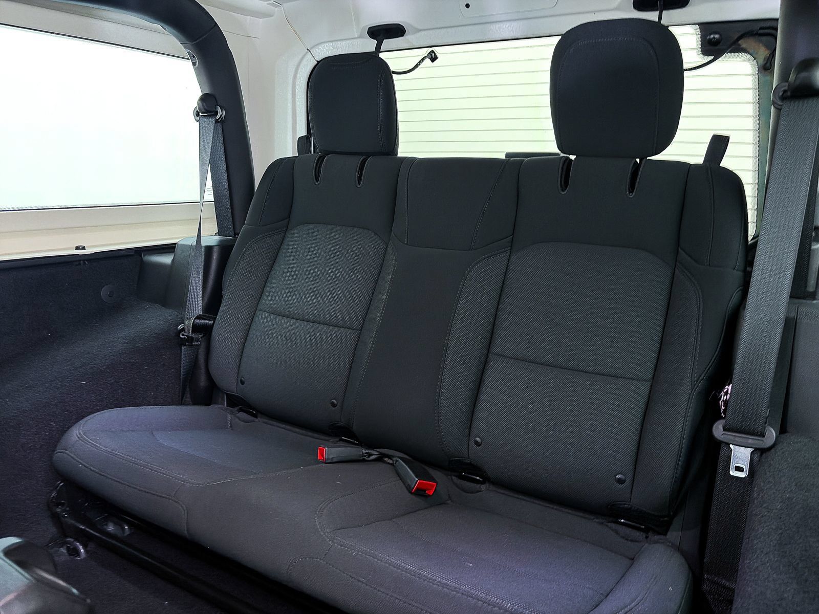 Used 2021 Jeep Wrangler Sport AWD/4WD image 37