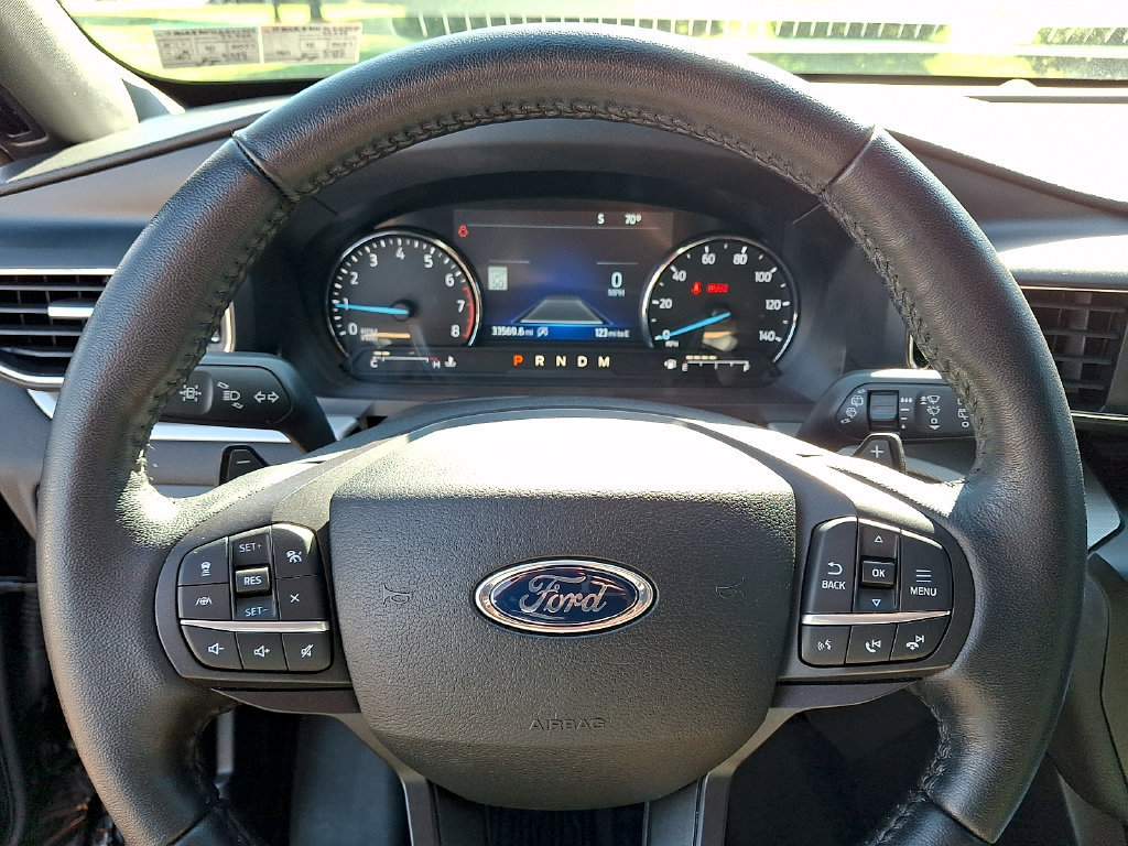 Used 2020 Ford Explorer XLT w/ Equipment Group 202A AWD/4WD image 22
