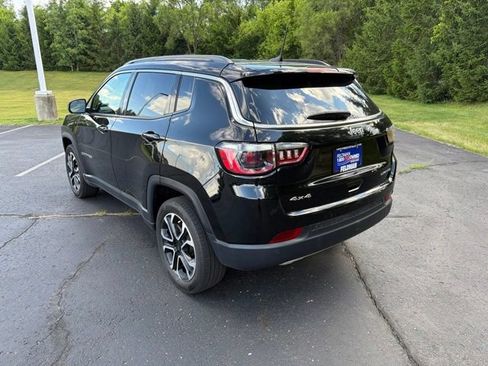 Used 2023 Jeep Compass Limited AWD/4WD image 4