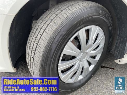 Used 2011 Dodge Grand Caravan Express FWD image 24