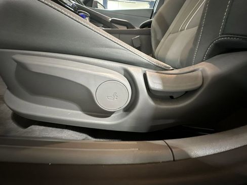 Used 2024 Hyundai Elantra SEL image 14