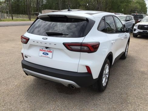 Certified 2025 Ford Escape Active FWD image 8