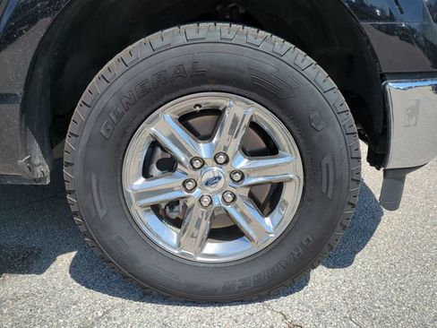 Used 2025 Ford F150 XLT w/ Equipment Group 302A MID AWD/4WD image 11