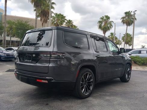 Used 2025 Jeep Grand Wagoneer Series III w/ Rear Seat Video Group 1 AWD/4WD image 5