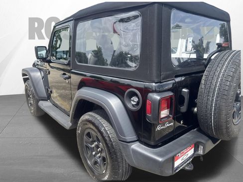 Used 2024 Jeep Wrangler Sport AWD/4WD image 5
