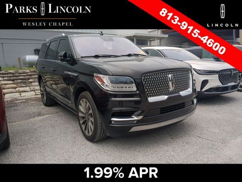 Used 2020 Lincoln Navigator Reserve w/ Luxury Package RWD image 2