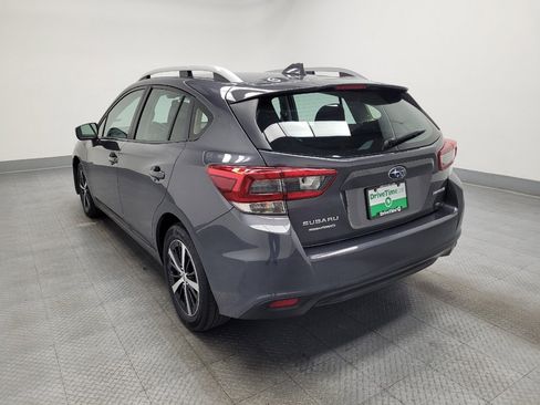 Used 2022 Subaru Impreza Premium image 5