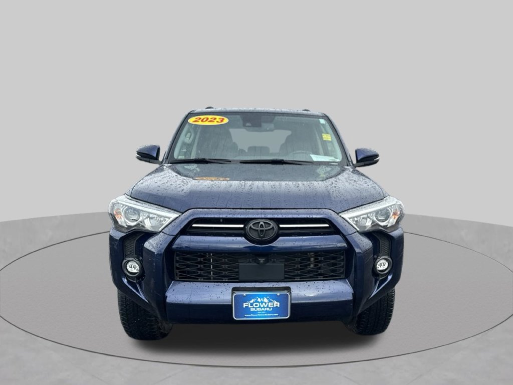 Used 2023 Toyota 4Runner SR5 Premium w/ SR5 Premium Package AWD/4WD image 2