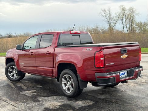 Used 2018 Chevrolet Colorado Z71 image 2