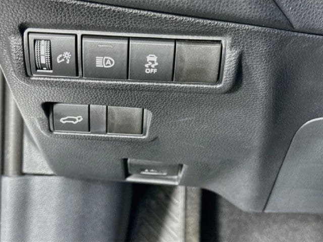 Certified 2026 Toyota Corolla Cross XLE w/ Convenience Package AWD/4WD image 11
