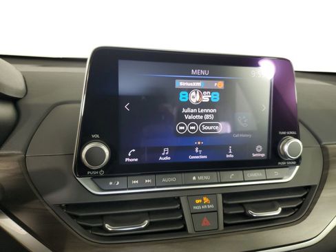 Used 2023 Nissan Altima 2.5 SV image 21