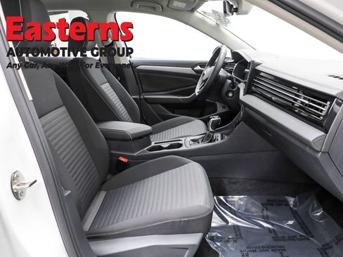 Used 2025 Volkswagen Jetta S image 23