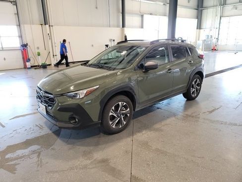 Used 2026 Subaru Crosstrek 2.5i Premium AWD/4WD image 3