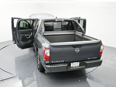 Used 2024 Nissan Titan SV w/ SV Convenience Package image 26